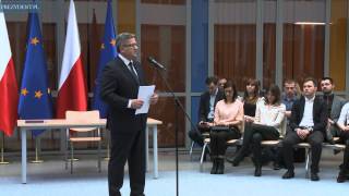 Prezydent Bronisław Komorowski  na debacie „Innowacyjność w gospodarce szansą dla młodych”